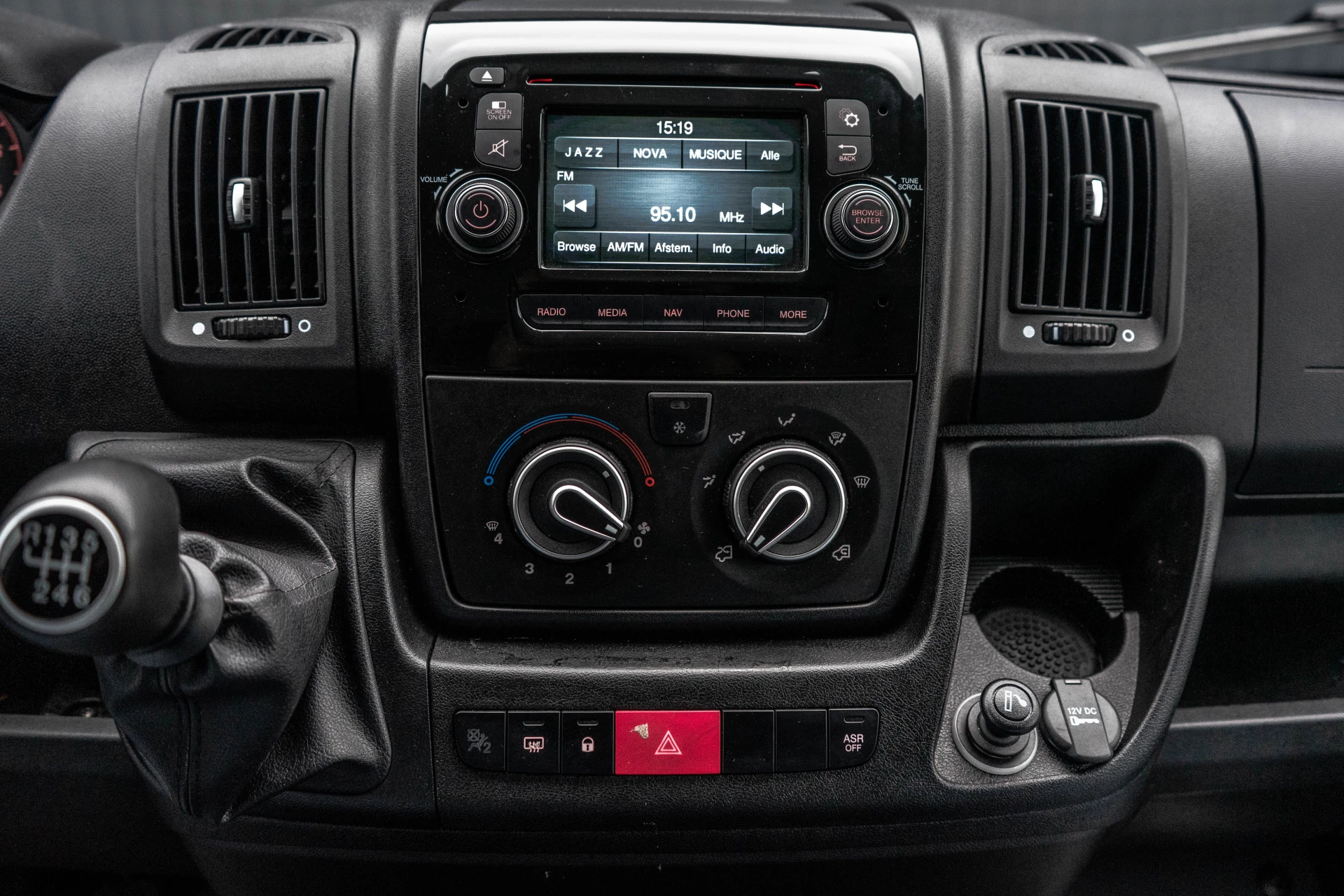 Citroën Jumper 2019 - **2.0 BlueHDi | Bakwagen | Uniek laadsysteem | Camera | Cruise | Navi | Airco** zdjęcie 20