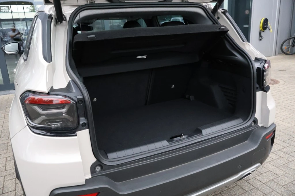 Jeep Avenger 2023 - 1.2 ALTITUDE / 18 inch + All Season / Apple Carplay / LED Lampen afbeelding 23