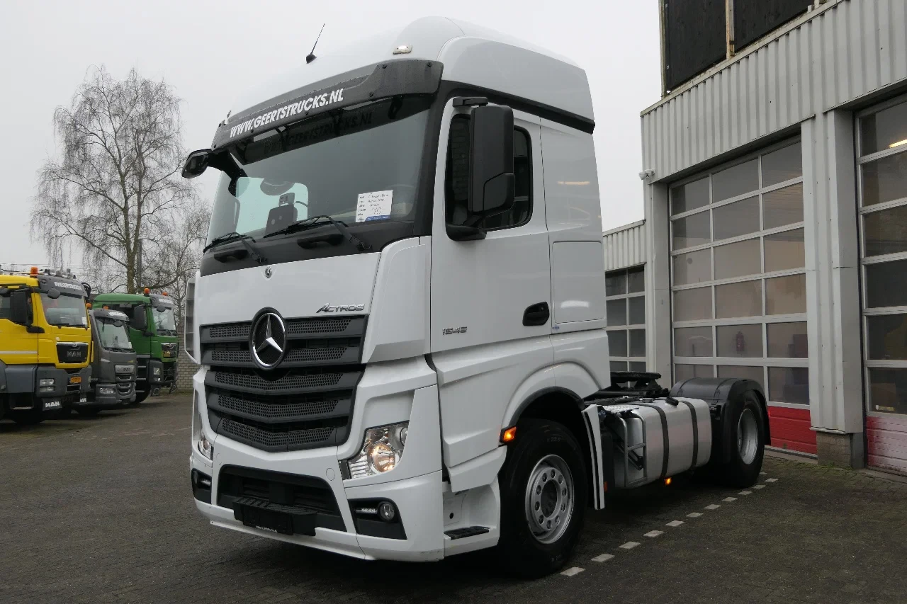 Mercedes-Benz Actros 2021 - 1945 | 2 Tanks | 391956Km | 2021 | Tires 85% | 2 Beds | Fridge | A/C | Automatic | Euro6 | 4X2 | Belgium Truck imagen 4
