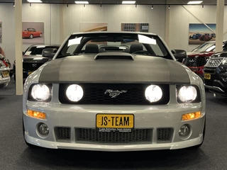 Ford Mustang 2006 - Convertible 4.6i V8 GT 335PK Roush Limited Nr. 05-2218 zdjecie 55