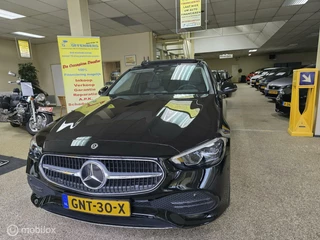 Mercedes-Benz C-Class 2022 - 200 Luxury Line Panorama dak bild 3