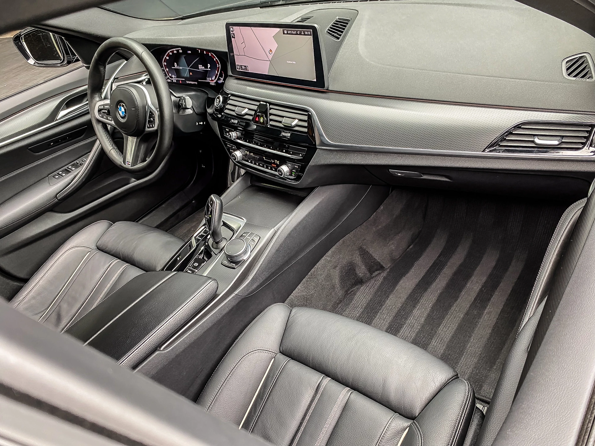 BMW 5 Series 2022 - Touring 520i 184PK Automaat M-Sport obrázek 7