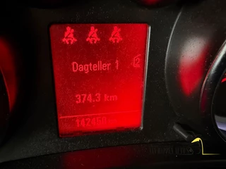 Opel Zafira 2012 - Tourer 1.4 Cosmo / apk 4-2027 image 25
