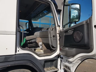 Volvo FM 9.340 2006 - Petrol, Diesel 17000 Ltr. 3 Compartementen obrazek 20