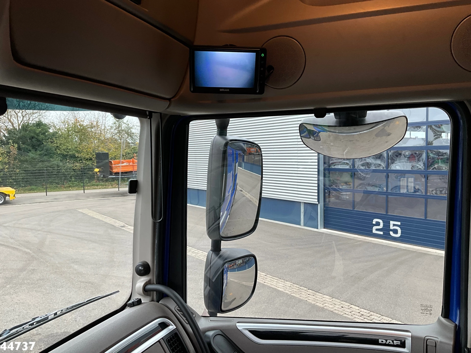 DAF FTM XF 530 8x4 Euro 6 ZF Intarder 2018 afbeelding 18