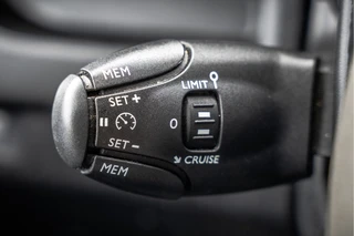 Opel Vivaro 2023 - 1.5 | 3-Zits | 1e Eigenaar | Camera | Inrichting | Cruise | Airco | Trekhaak obrazek 19