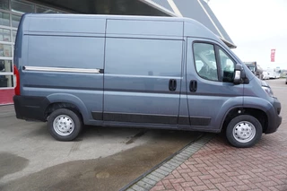 Opel Movano 2023 - 2.2D 140PK L2H2 3.5t imagen 3