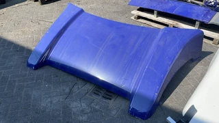 Volvo N/A 2022 - 84040099 ROOF SPOILER image 1