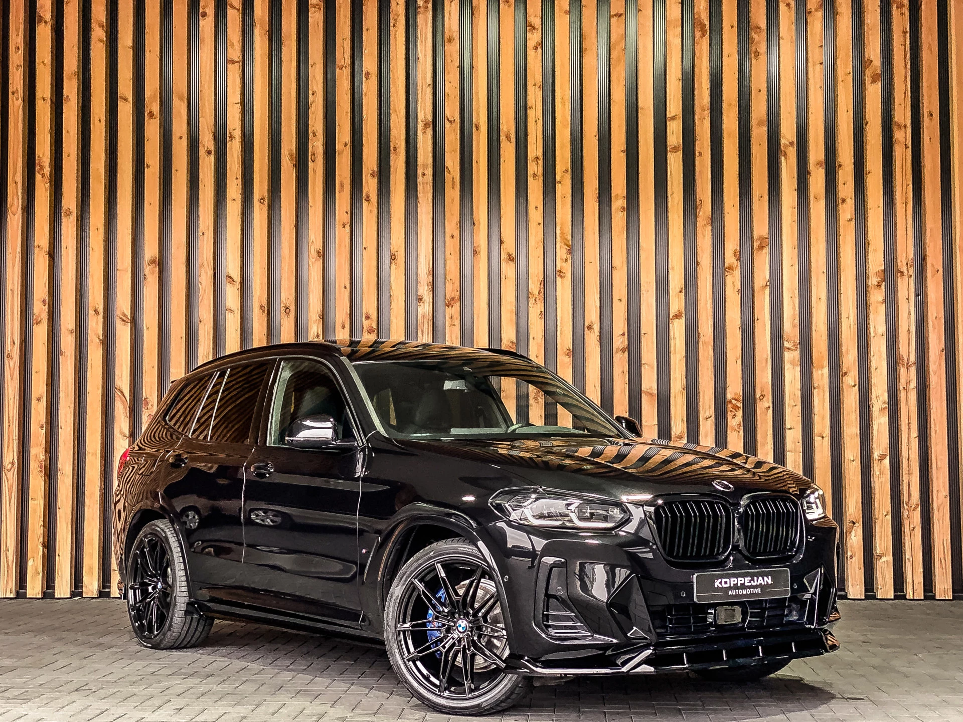 BMW X3 2023 - xDrive30e 292PK High Executive M-Sport изображение 26