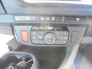 DAF XDC 2026 - 450 8X4 DEMO UNUSED RHD image 12
