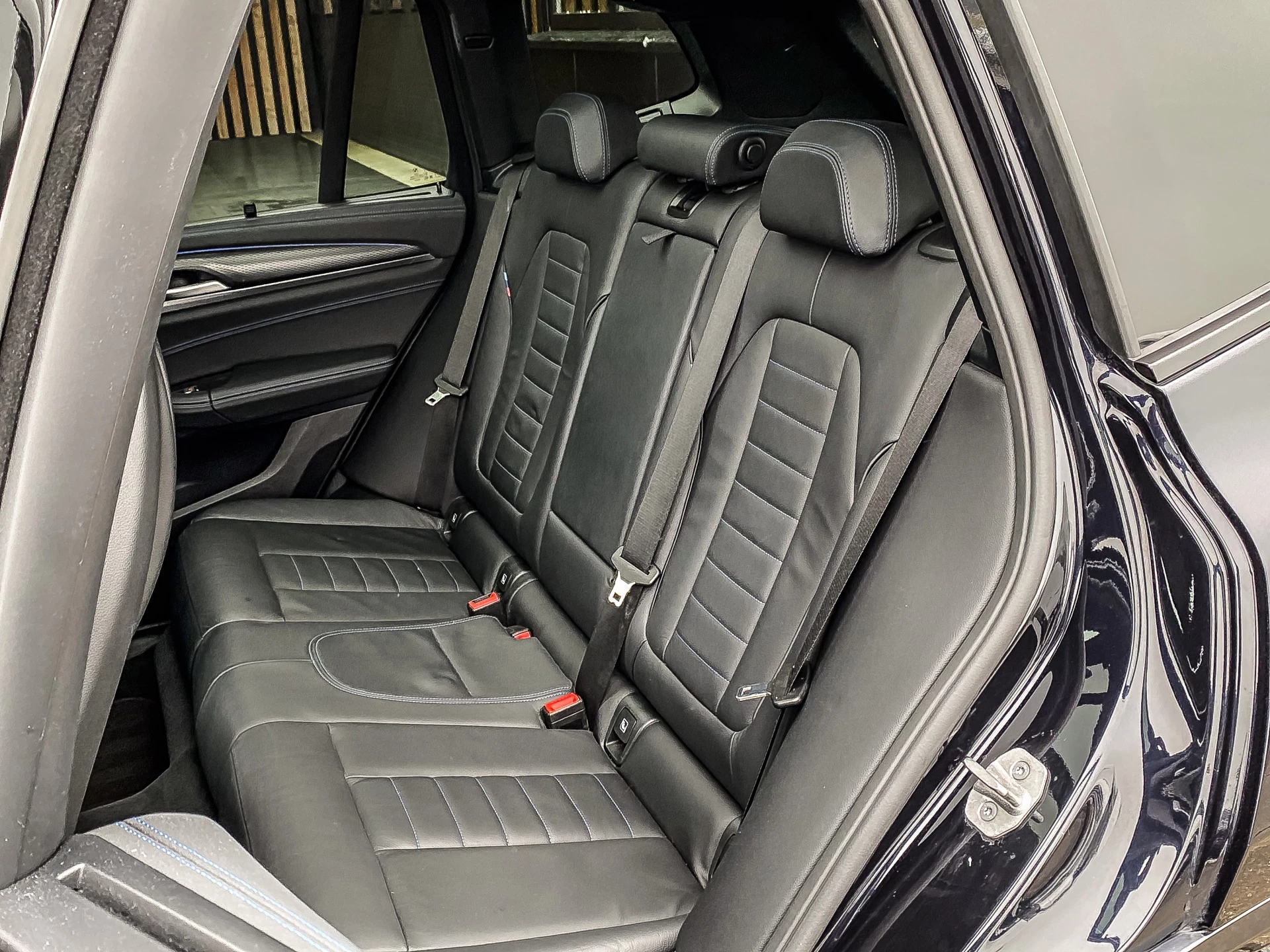 BMW X3 2023 - xDrive30e 292PK High Executive M-Sport obrázek 16