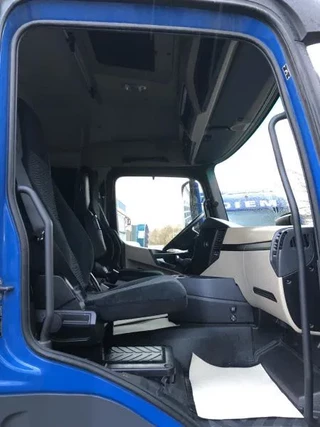 Mercedes-Benz Actros 2016 - 1845 LS LOW MEGA Streamspace Intarder obrazek 11