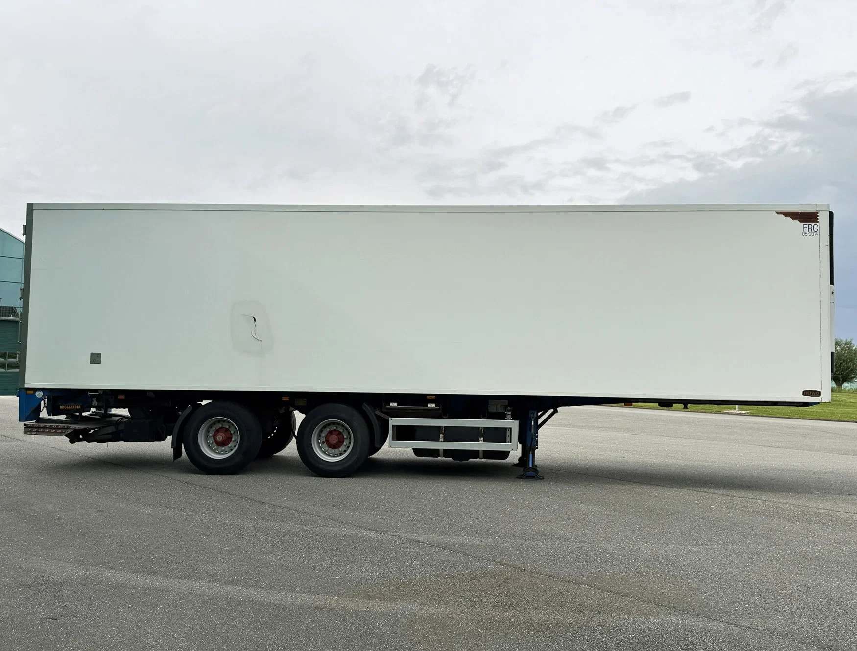 Pacton 2008 - HEIWO ISOLATED BOX STEERING AXLE DRUM BRAKES TAIL LIFT HOLLAND-TRAILER image 6