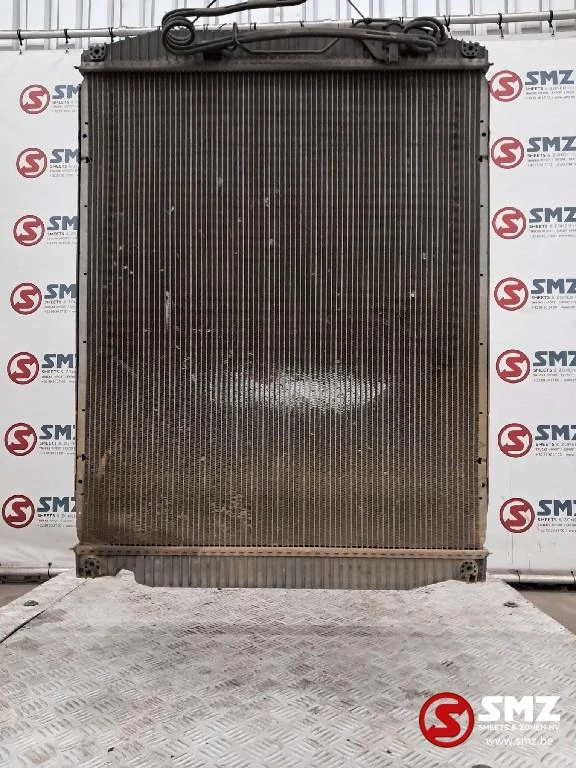 Iveco 2014 - Occ radiator Iveco zdjęcie 2