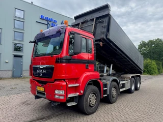 MAN TGS 2009 - 37.440 8X4 EURO 4 / MANUAL / KIPPER te koop