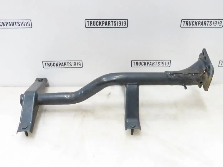Iveco - Body & Chassis Parts Spatbordsteun Li. Iveco imagen 1