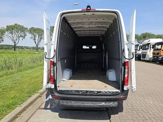 Mercedes-Benz Sprinter 2022 - 317 obrazek 12