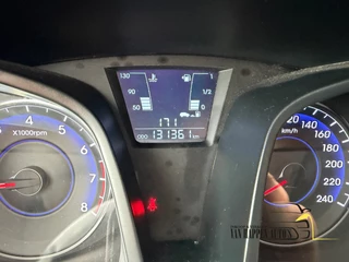 Hyundai ix20 2014 - 1.4i i-Vision / apk 5-2027 zdjecie 25