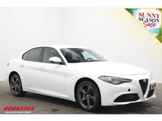 Alfa Romeo Giulia 2017 - 2.2 Eco Business Super Leder BiXenon Navi Clima Cruise Camera afbeelding 2 miniatuur