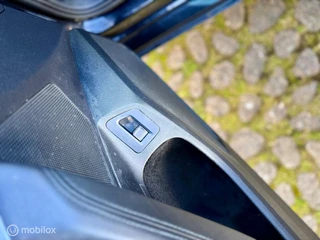 Volkswagen Passat 2015 - 1.8 TSI Highline DSG | Full Options | PANO zdjecie 34