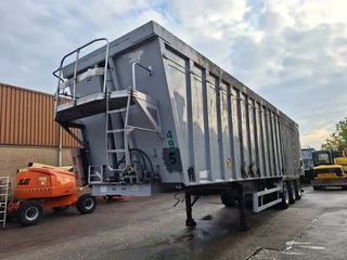 Benalu 2007 - C34CN 62cub te koop