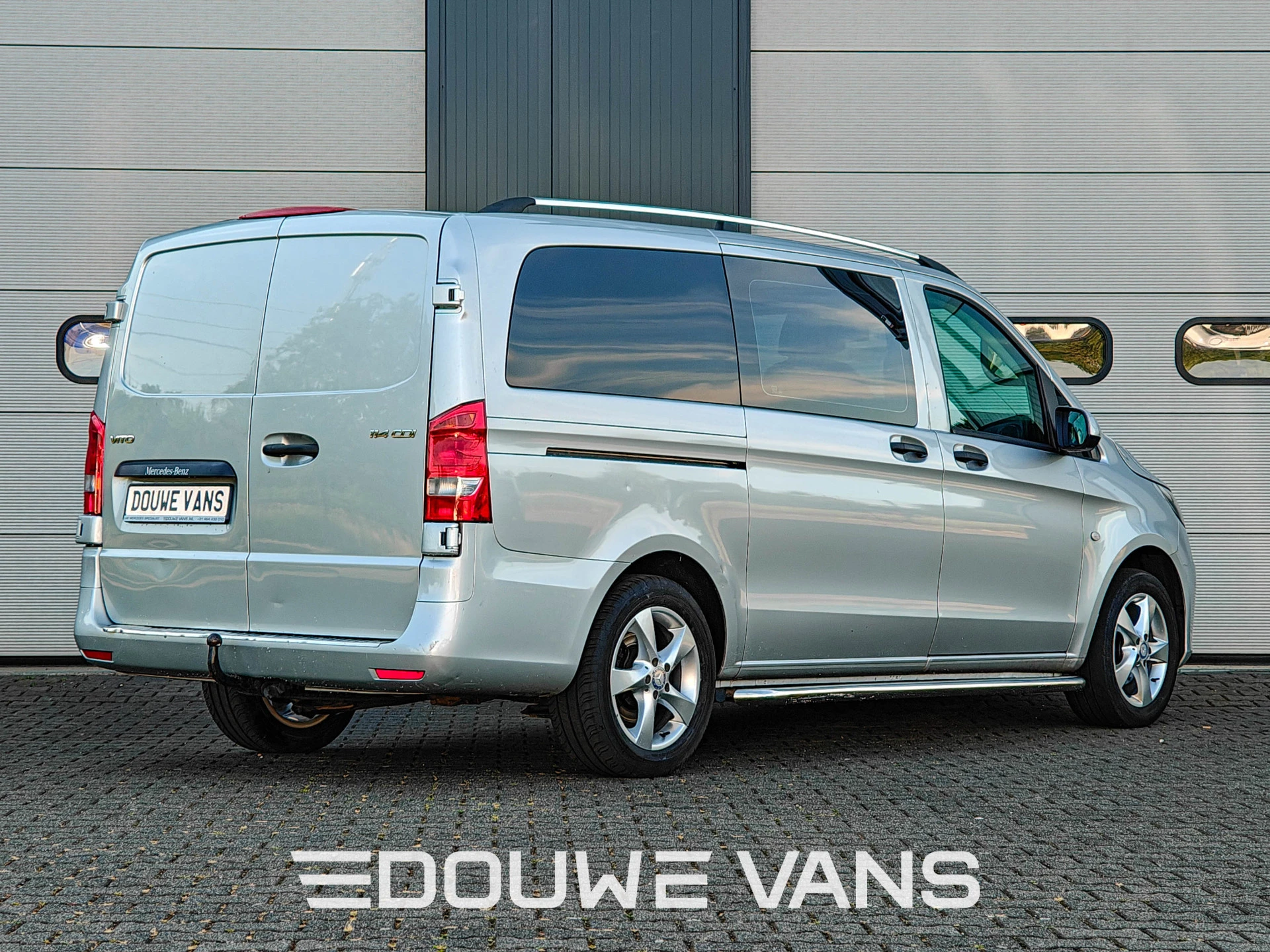 Mercedes-Benz Vito 2016 - 114 L2 Mixto 5 Zitplaatsen Airco Lage KM Trekhaak zdjęcie 5