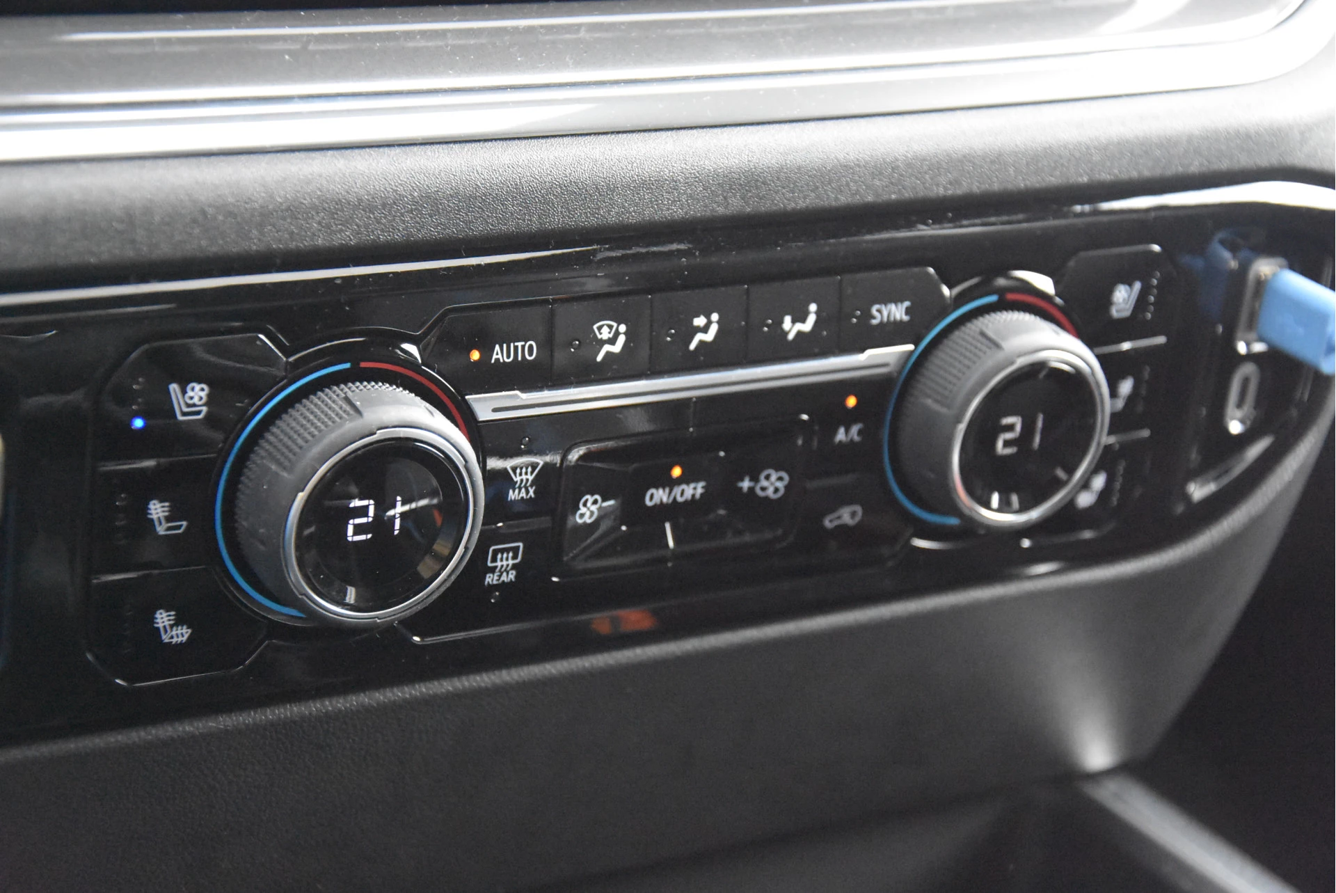 Chevrolet Silverado 2024 - 1500 6.2 High Country afbeelding 19