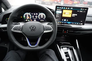 Volkswagen Golf 2025 - 1.5 eHybrid GTE 272PK Automaat Black Style obrazek 16