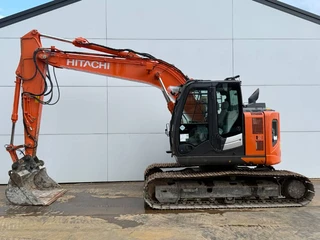 Hitachi 2017 - ZX135US-6 - Quick Coupler / Automatic Greasing na prodej
