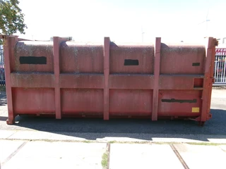 KTK 2013 - 3x Gesloten container haakbakken 35 m3 afbeelding 2 miniatuur