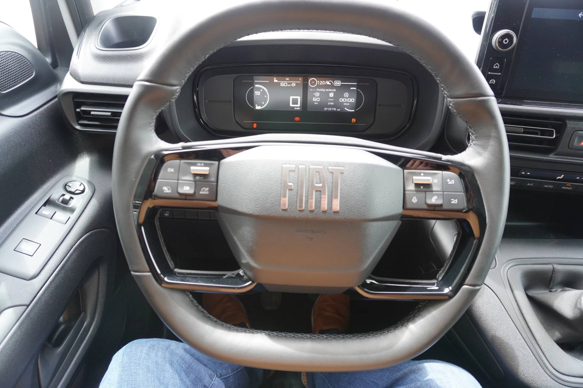 Fiat Doblò 2024 - BlueHDi 130PK S&S L2 1000kg 3 Zits Bild 14