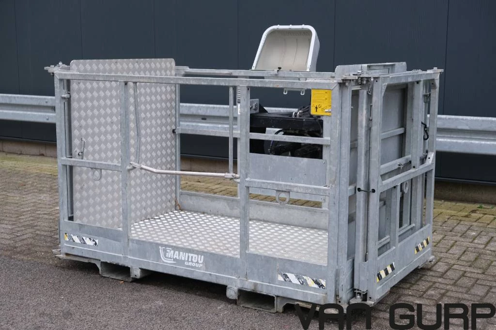 Manitou 2023 - PSE 4400 / 1000d Bühne basket werkkooi afbeelding 2