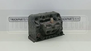 Mercedes-Benz N/A - Engines & Parts Motorsteun voor Re. MB imagen 1