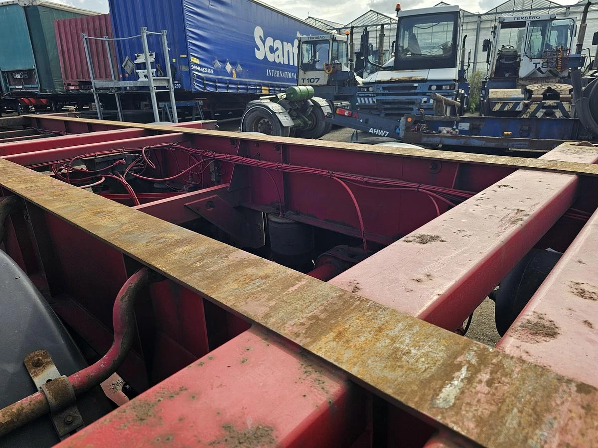 Trailer OZC 42-327 |40 FOOT HIGHCUBE CHASSIS| SAF DISC| APK /TUV | 18-09-2025. 2006 obrázek 15