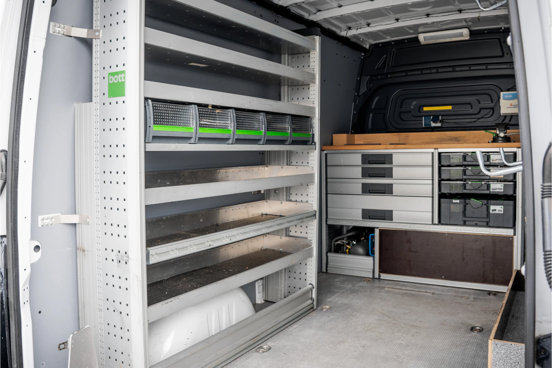 Mercedes-Benz Sprinter 2020 - 311 CDI RWD L2H2 | Volledig Ingericht | Mbux | Camera | Navi | Climatronic image 12