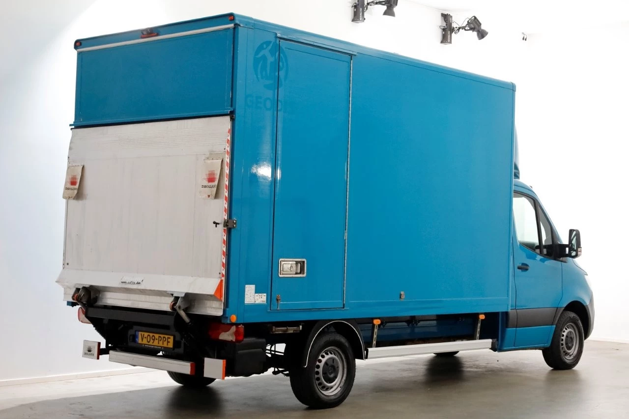 Mercedes-Benz Sprinter 2022 - 315 CDI 150pk 9G Automaat Bakwagen met laadklep en zijdeur H235cm 12-2022 Bild 2