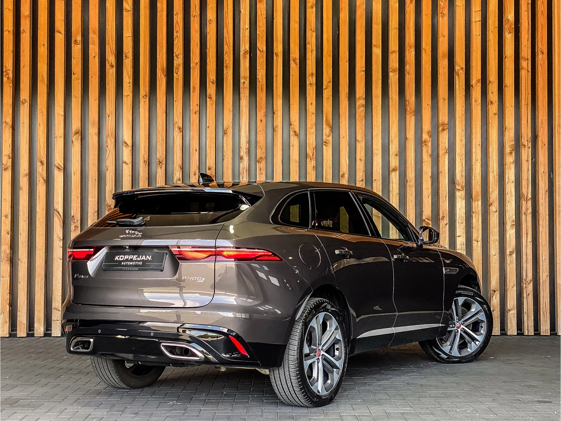 Jaguar F-PACE 2022 - 2.0 P400e S 400PK PHEV afbeelding 3