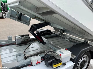 Peugeot e-Expert 2024 - 100% elektrisch kippende zijlader obrazek 13