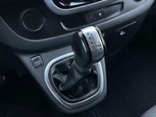 Renault Trafic 2020 - 2.0 dCi 146 PK / L2H1 / 1e EIG. / AUTOMAAT / SORTIMO INRICHTING / TREKHAAK / AIRCO / CRUISE / BLUETOOTH / 3-ZITS bild 20
