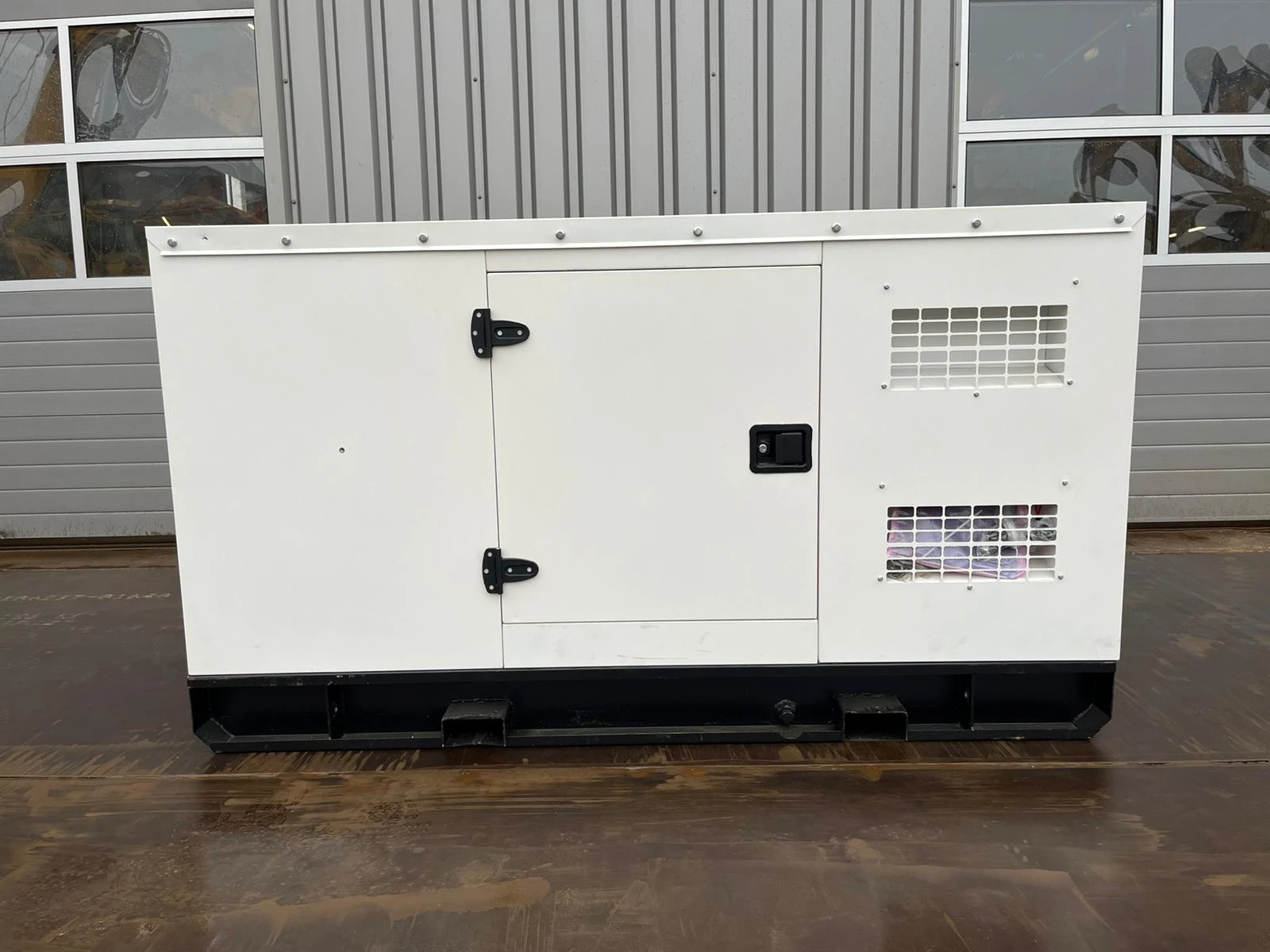 Giga power LT-W30GF 37.5 kVA silent generator 2023 obrázek 4