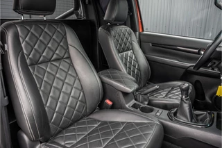 Toyota Hilux 2020 - 2.4 D 4WD | 150 PK | LED | Camera | Cruise | Navi | Climatronic | Trekhaak image 11