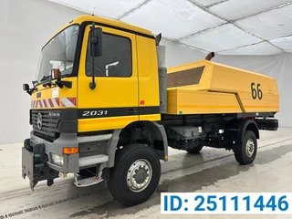 Mercedes-Benz 2001 - 2031 - 4x4 sneeuwruimer te koop