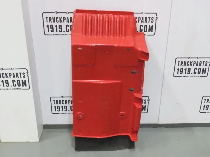 MAN - Body & Chassis Parts Spatbord voor Re. obrázek 1