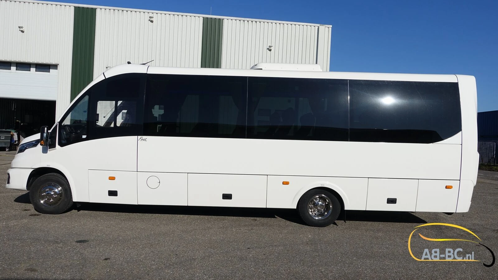 Iveco Rosero First Busworld Edition 31 Seats EURO 6 2026 afbeelding 18