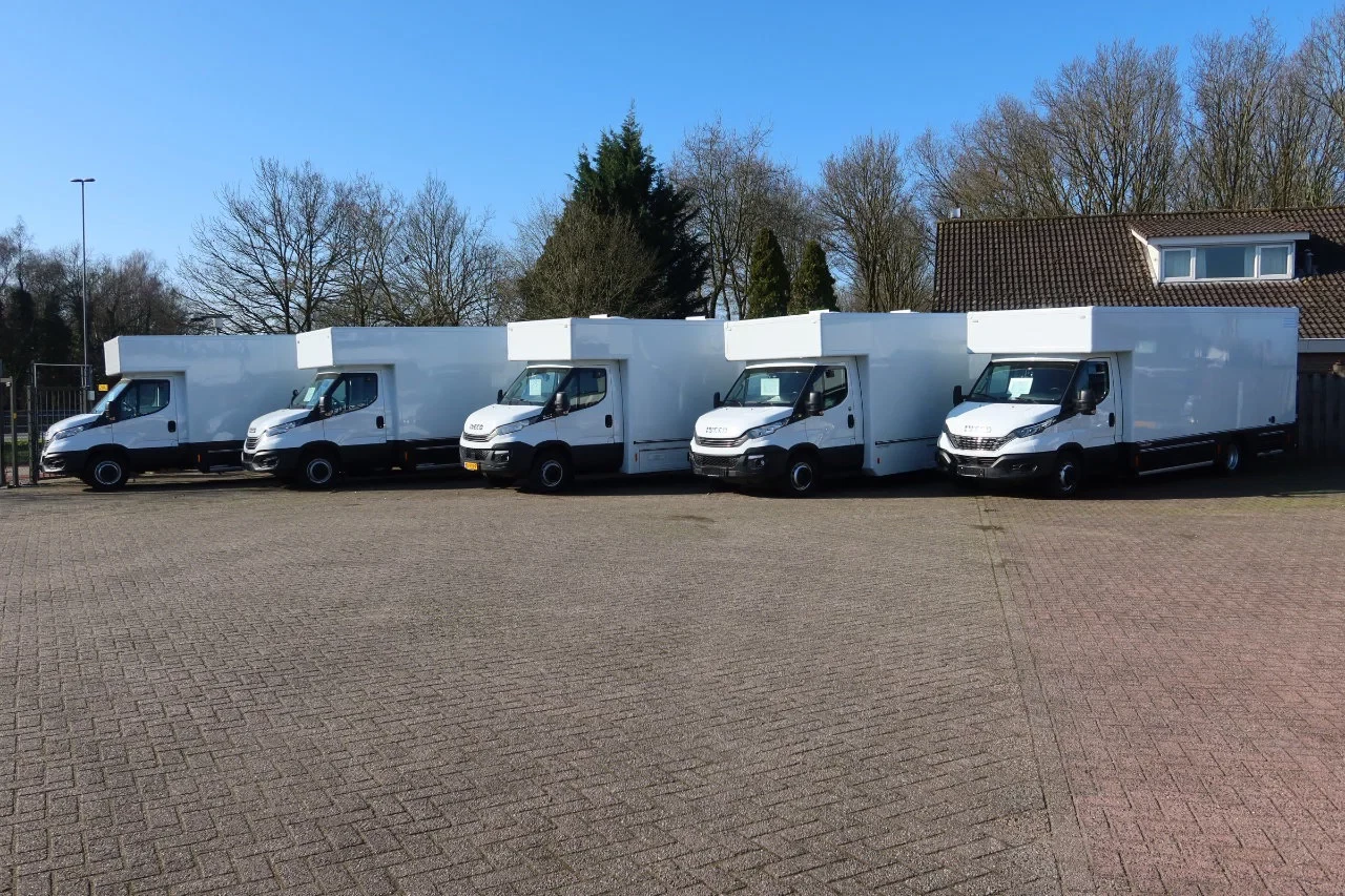 Iveco Daily 2023 - 70 C 18 Luchtering 3.0 L motor Tijhof opbouw изображение 20