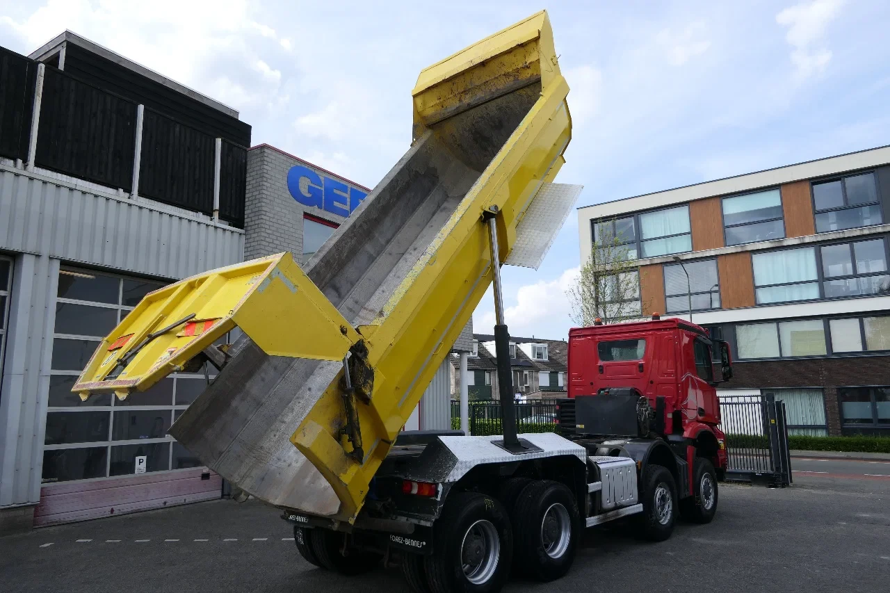 Mercedes-Benz Arocs 4151 2019 - | 8X6 | Voith Retarder | 250470Km | 2019 | Full Spring Suspension | New Tires 100% | Manual Gearbox | Euro6 | French Truck obrázek 12