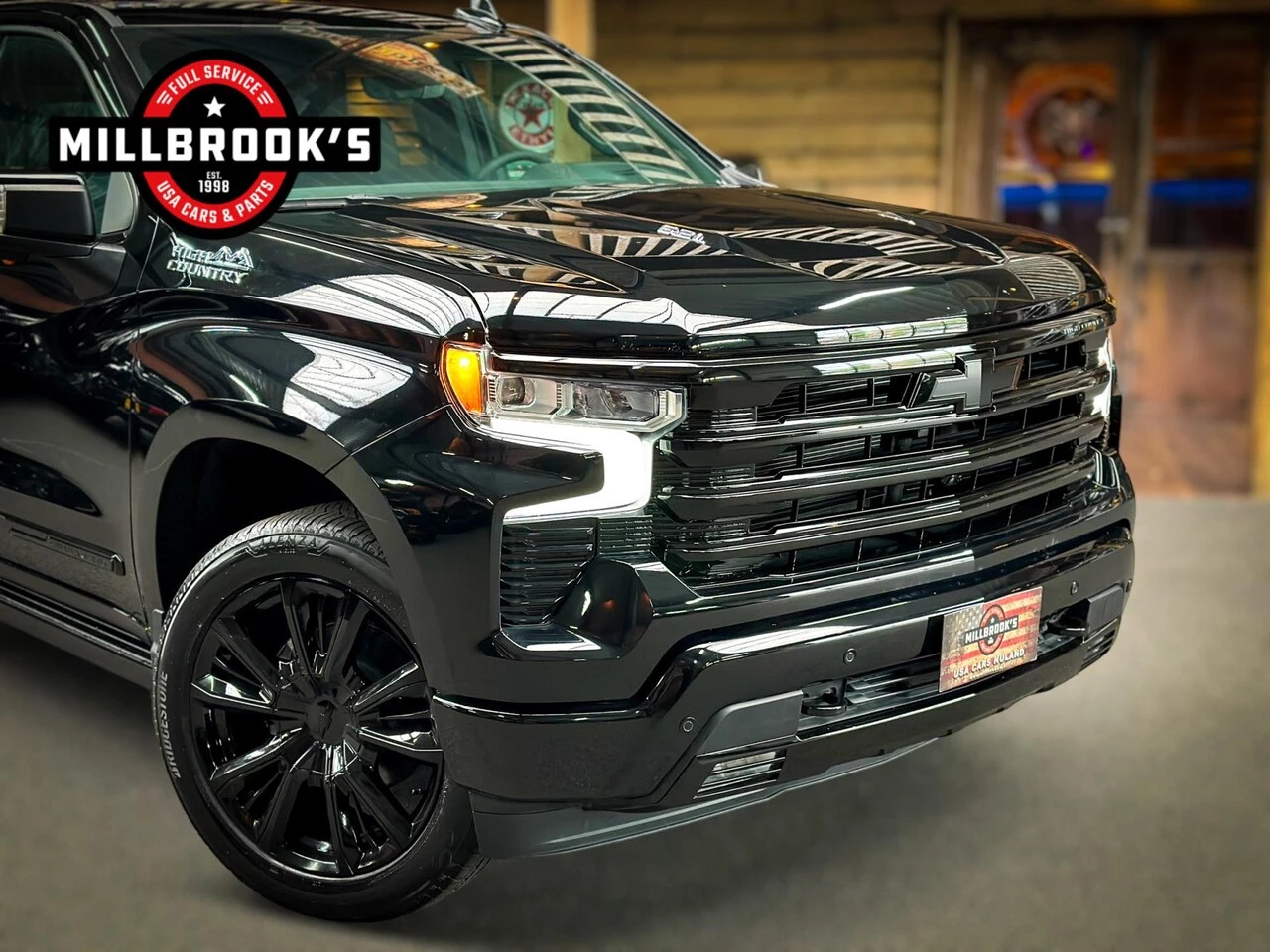 Chevrolet Silverado 2024 - High Country Black Edition 6.2 V8 420 PK, obrázek 2