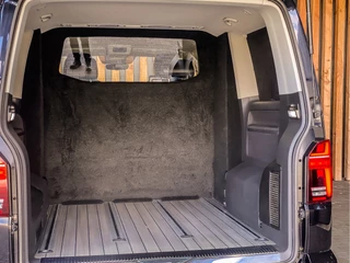 Volkswagen Multivan 2021 - Transporter 2.0 TDI 150PK DSG 4Motion Dubbele Cabine zdjecie 47