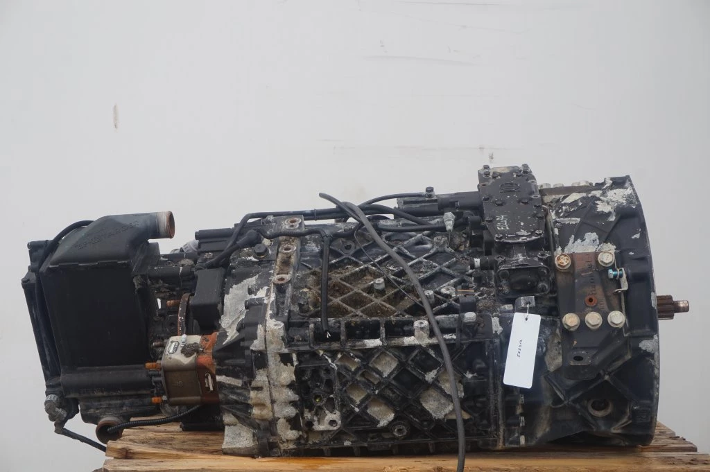 ZF 2001 - 16S151OD+INT F2000 81.32003-6402 obrázek 3