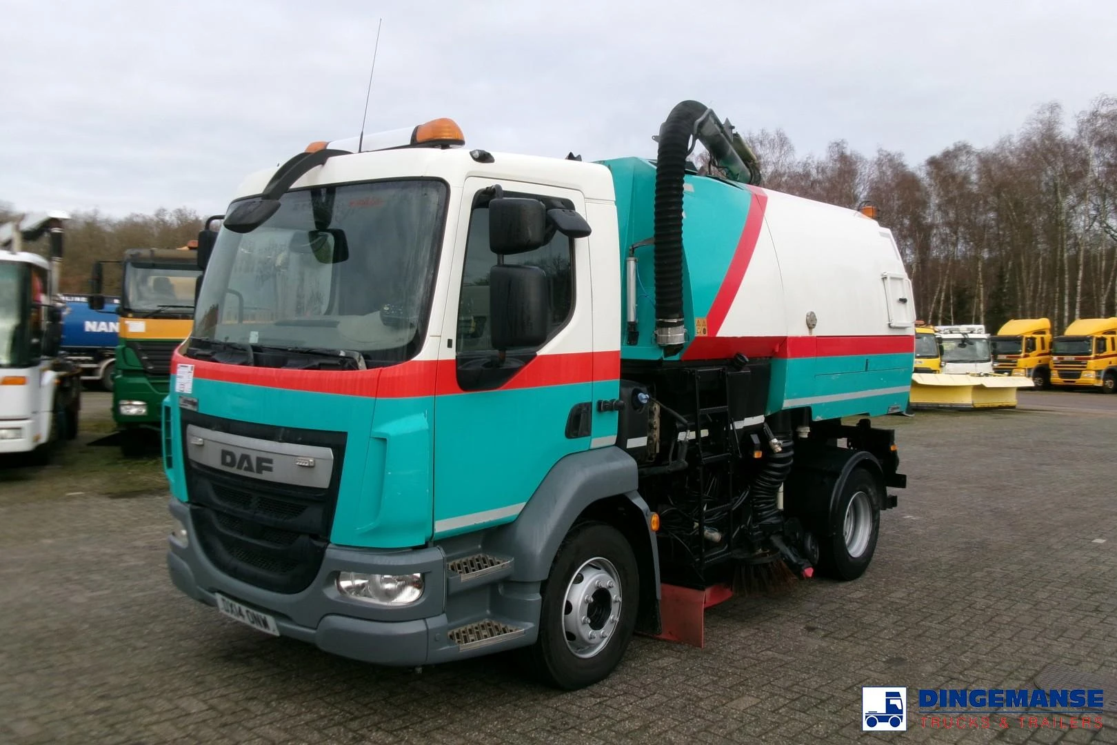 DAF LF 55.220 4X2 Johnston street sweeper 2014 imagen 1
